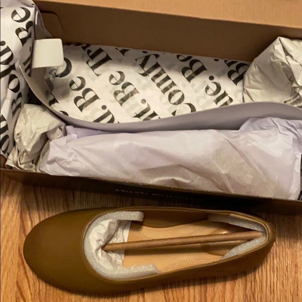 beige flats